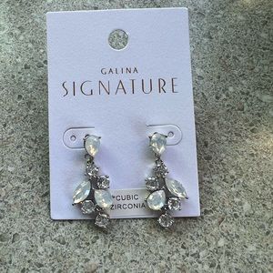 David’s Bridal Opal and CZ droplet earrings